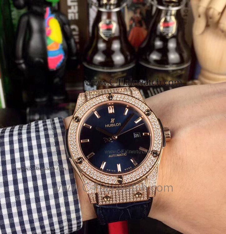 Stylish Hublot Classic Fusion Men Watch With Diamond Blue Dial